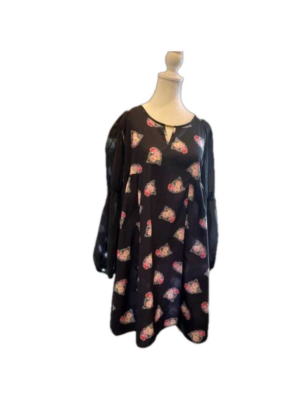 Yumi sz 10 black with floral clinched waist dress with sheer sleeves lightweight